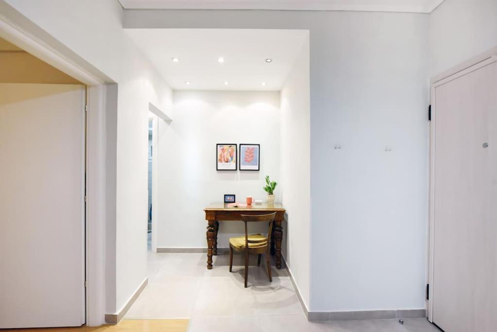 The Muse, Colorful Cozy Flat On Mitropoleos Downtown Lejlighed Thessaloníki Eksteriør billede